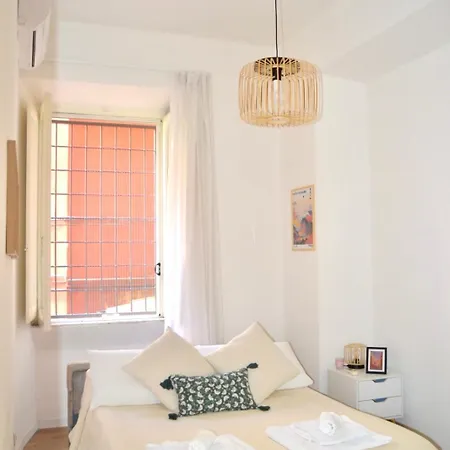 Cozy Hideaway In Trastevere-2